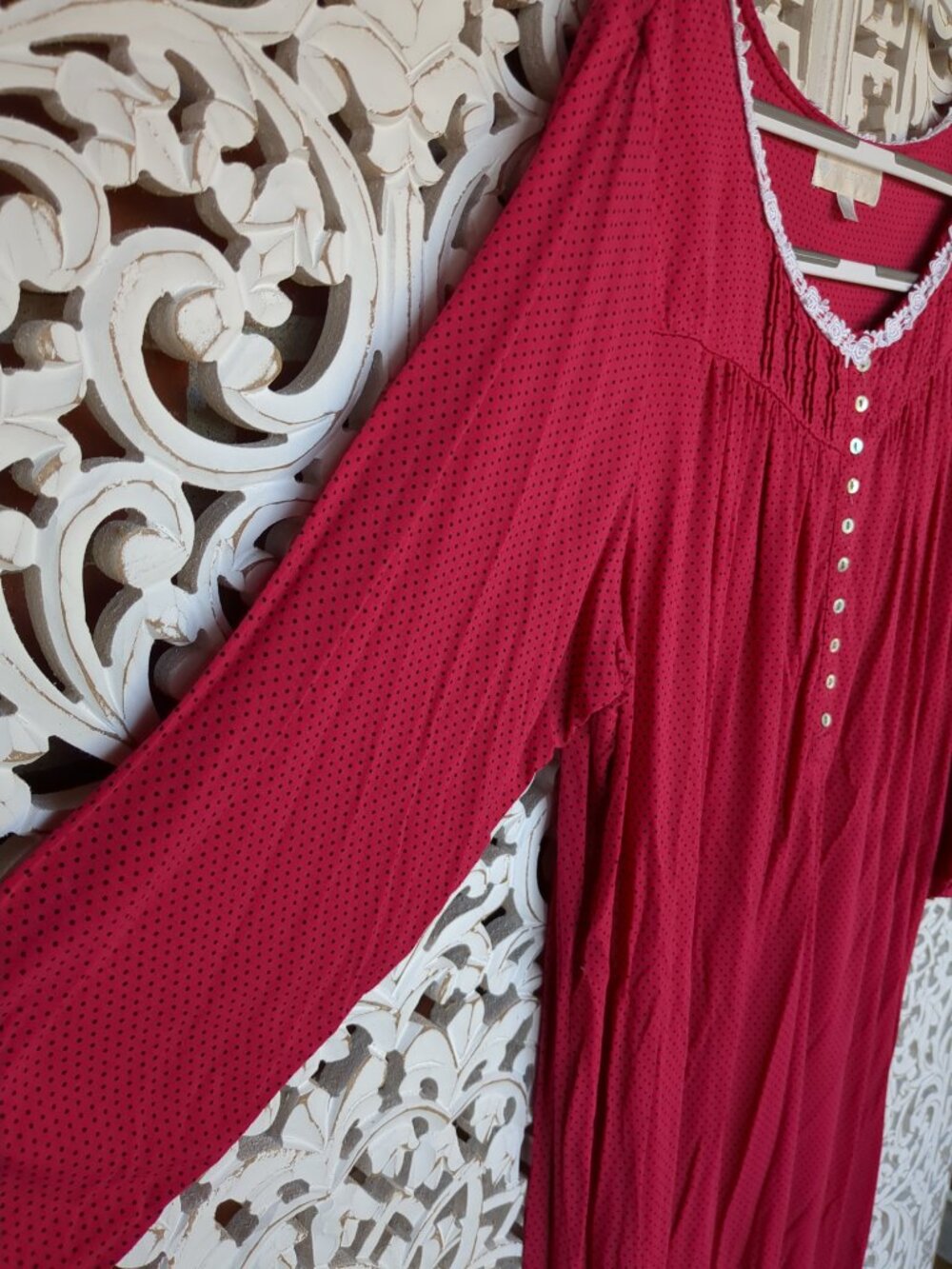 Vintage Comfy Soft Long Ruffled Sleeve Nightgown - Picture 3 of 10